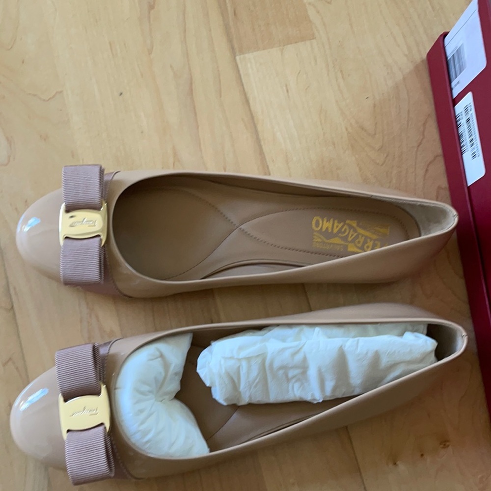 Salvatore Ferragamo Varina Ballerina flats